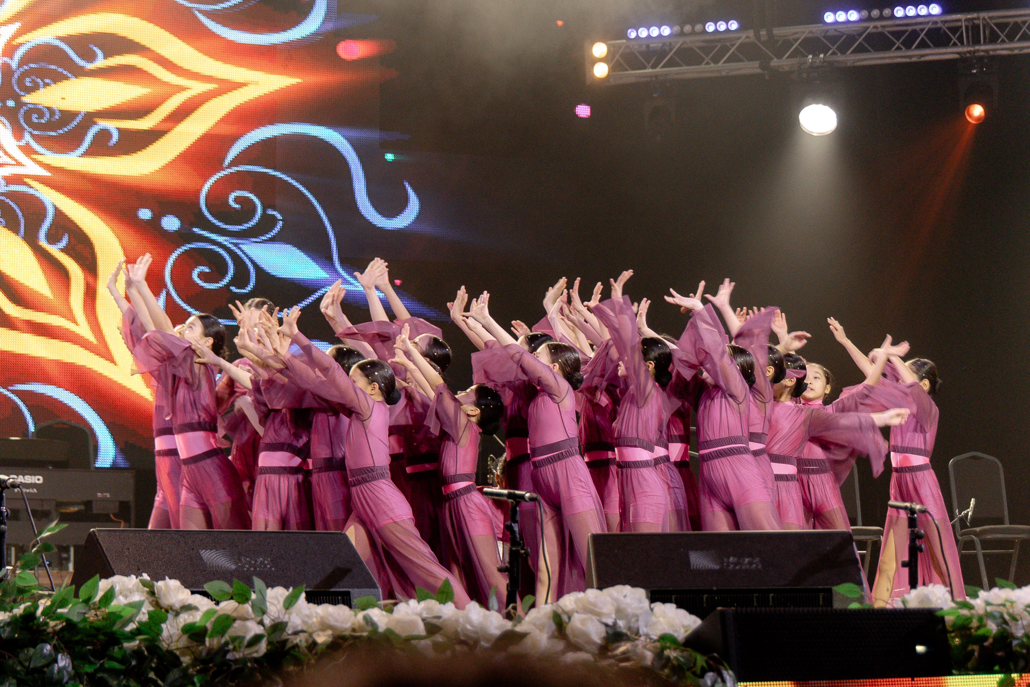 Танцевальная группа Еркесылқым 